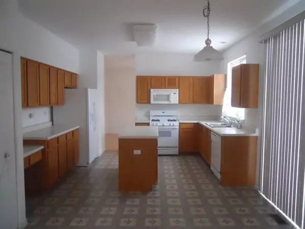 Palatine, IL 60074,524 E Knox ST
