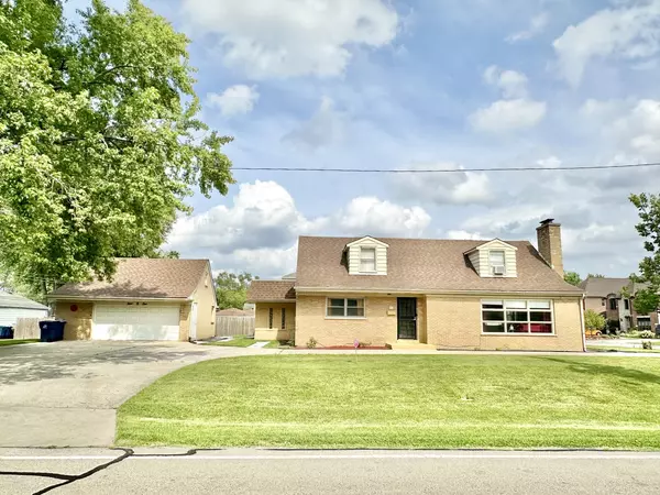 901 S Westgate RD, Des Plaines, IL 60016