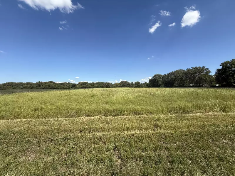 2998 N Dwight RD, Morris, IL 60450