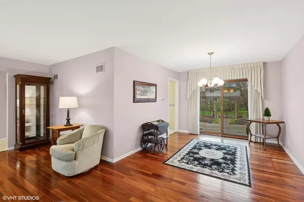 Northbrook, IL 60062,2640 Mulberry LN