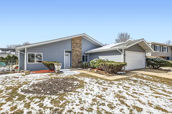 Hanover Park, IL 60133,1332 Sea Biscuit LN