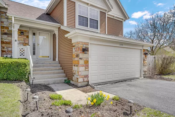 Grayslake, IL 60030,1379 Amherst CT