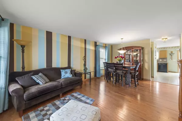 Plainfield, IL 60586,2217 Cedar Ridge DR