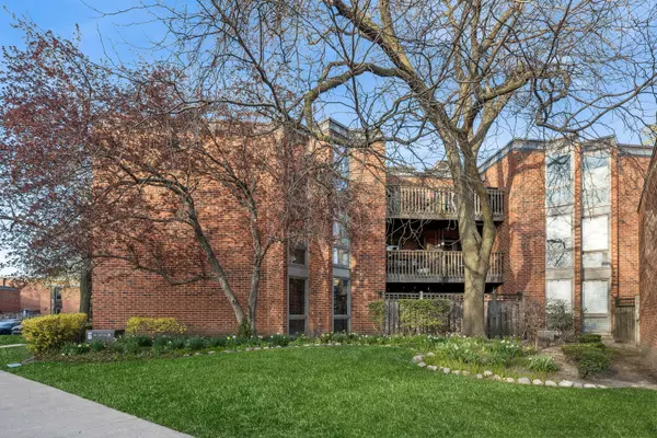 Chicago, IL 60614,2131 N Larrabee ST #207