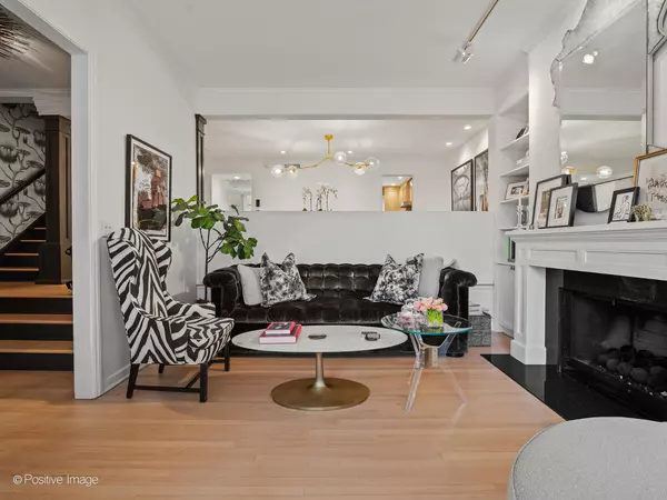 Chicago, IL 60610,1343 N Sutton PL