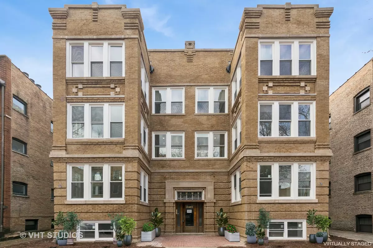 Chicago, IL 60640,847 W Ainslie ST #1E