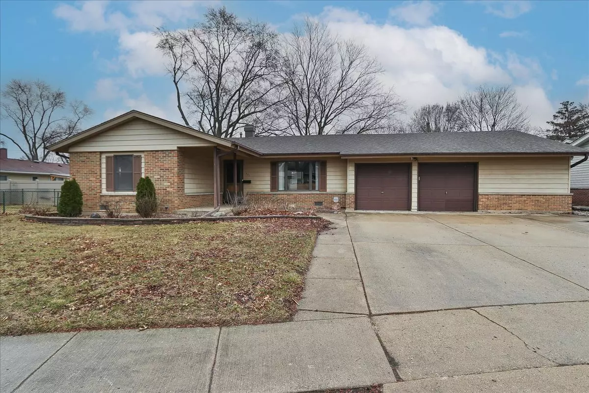 Elk Grove Village, IL 60007,581 Dogwood TRL