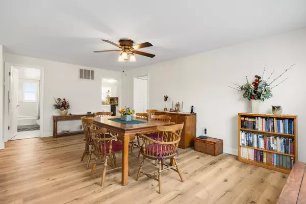 Westmont, IL 60559,4103 N Adams ST