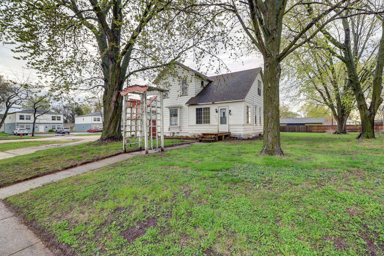 Tampico, IL 61283,303 S Main ST