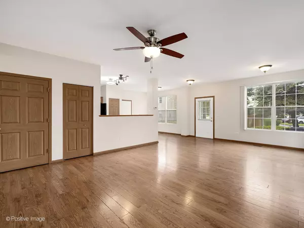 Naperville, IL 60563,2825 Collins CT