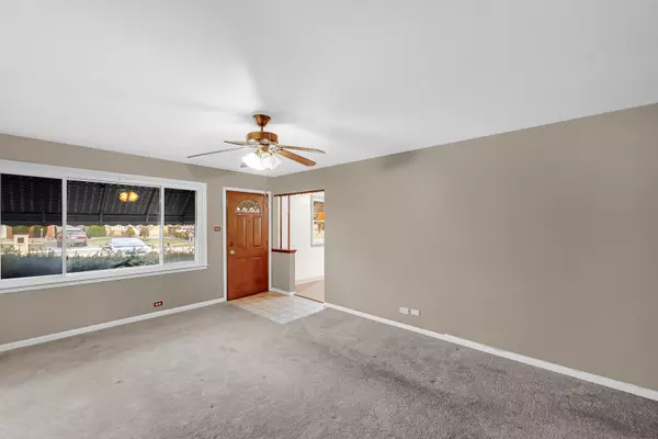 Burbank, IL 60459,7616 S Lorel AVE