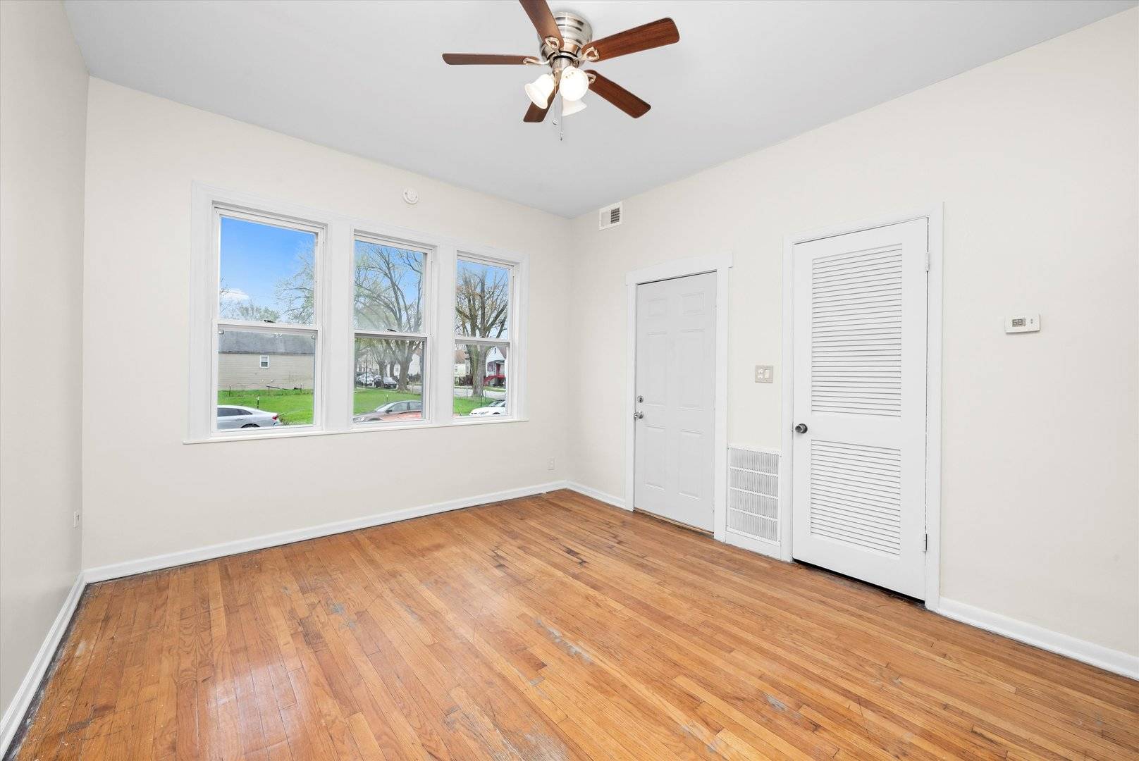Chicago, IL 60609,1320 W 50th ST