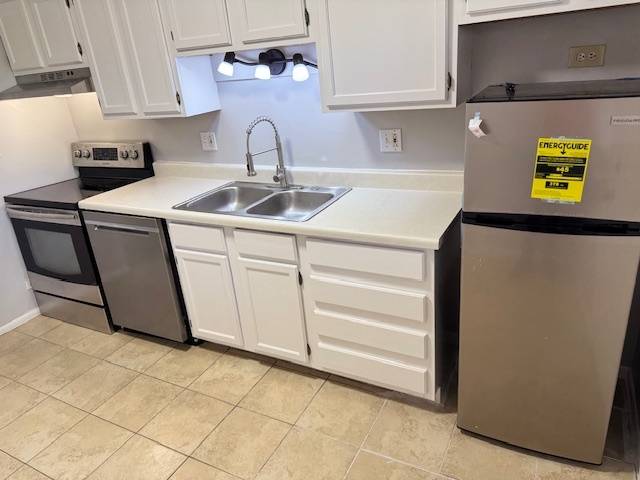 Broadview, IL 60155,1160 W 18th ST #1W