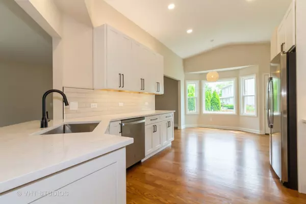 Aurora, IL 60506,2509 Oak Trails DR