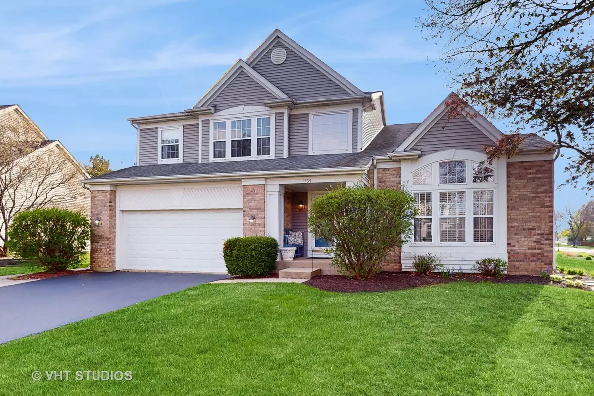 Crystal Lake, IL 60014,1734 Nashville LN