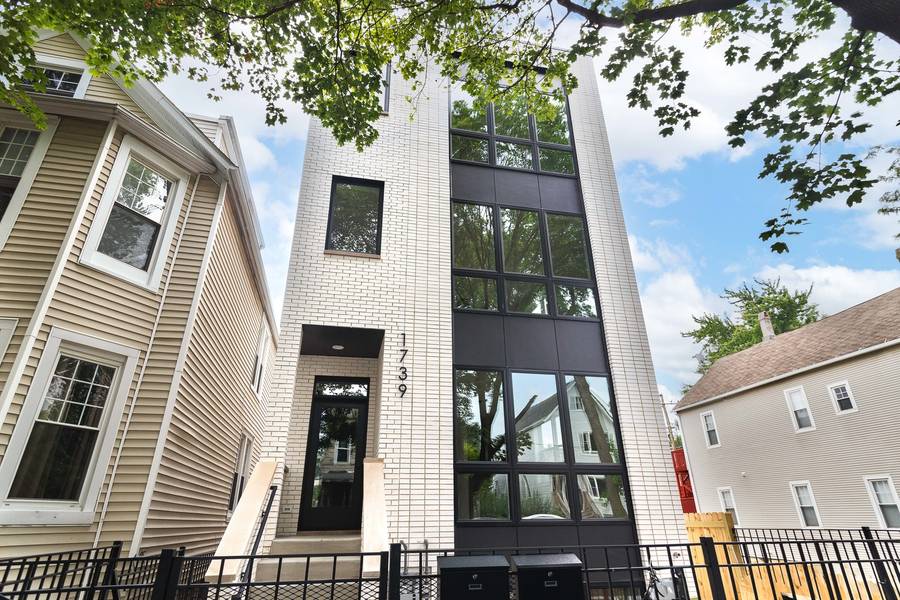 1739 N Whipple ST #1, Chicago, IL 60647
