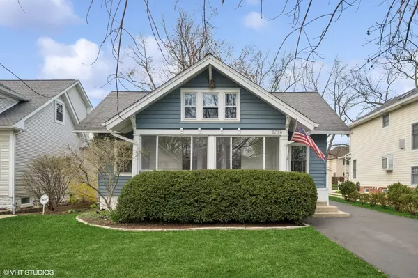 Glenview, IL 60025,1736 Maclean CT