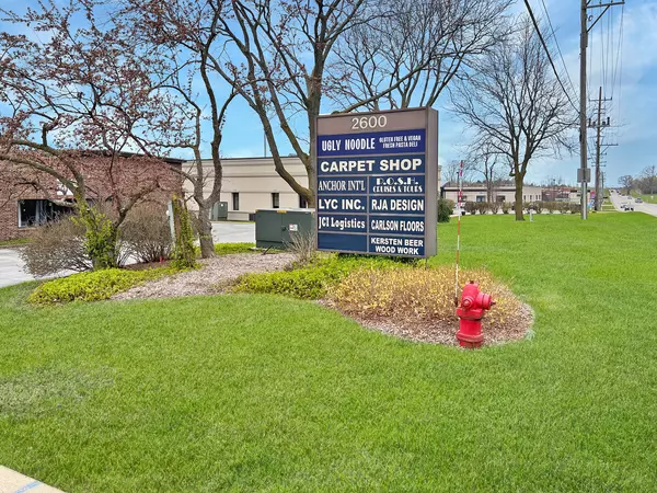 Geneva, IL 60134,2600 Keslinger RD #16-18