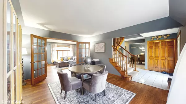 Flossmoor, IL 60422,2946 Carmel DR