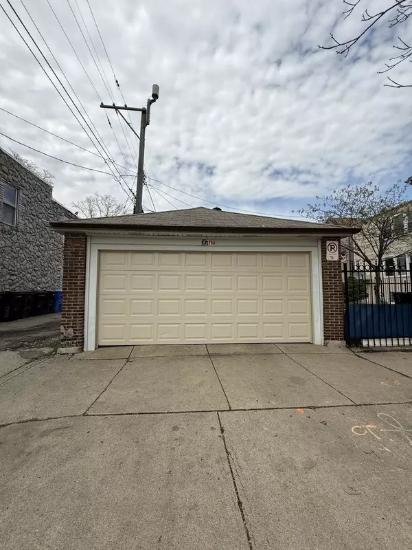 Chicago, IL 60623,2756 S Kolin AVE