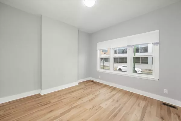 Chicago, IL 60628,12050 S EMERALD AVE