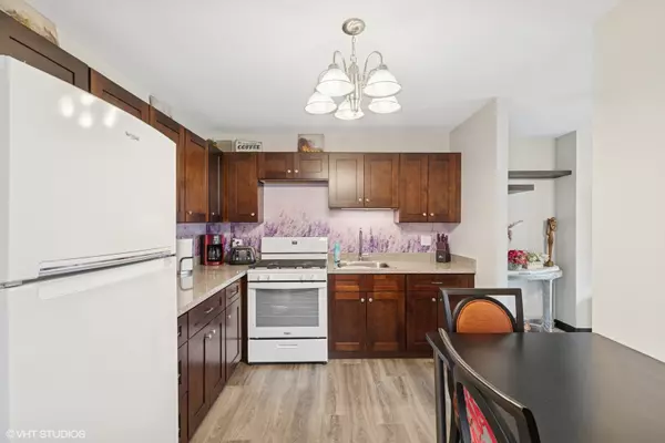 Chicago, IL 60615,4850 S Lake Park AVE #510