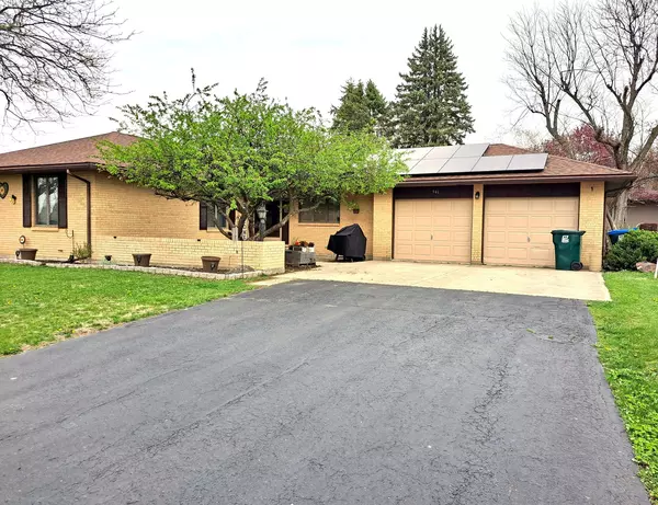946 Stover AVE, Milledgeville, IL 61051