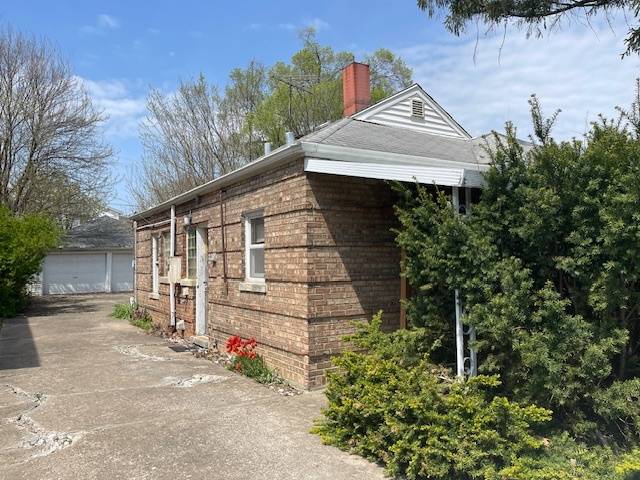 616 S 8th AVE, La Grange, IL 60525