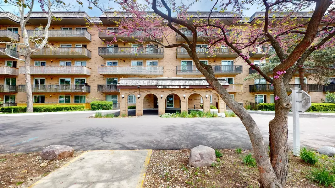 505 Redondo DR #206, Downers Grove, IL 60516