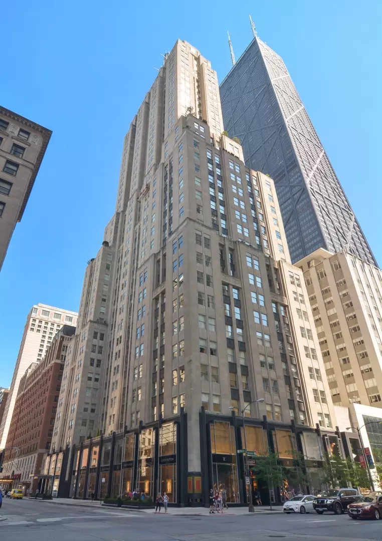Chicago, IL 60611,159 E Walton PL #5G