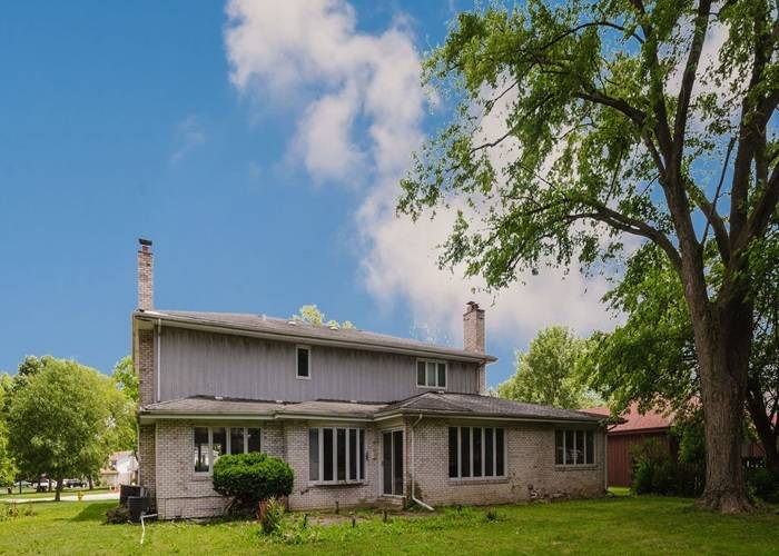 Flossmoor, IL 60422,3045 Scott Crescent