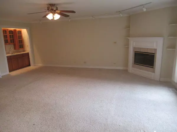 Elgin, IL 60124,40W765 Stonecrest DR