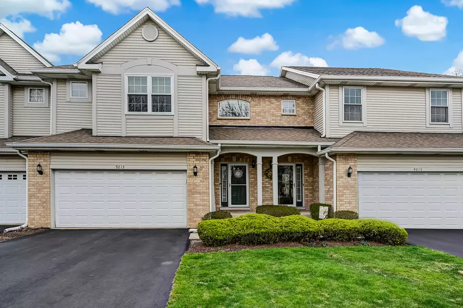 9213 WATERFALL GLEN BLVD #2, Darien, IL 60561
