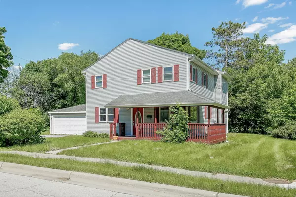 804 N Van Buren ST, Batavia, IL 60510