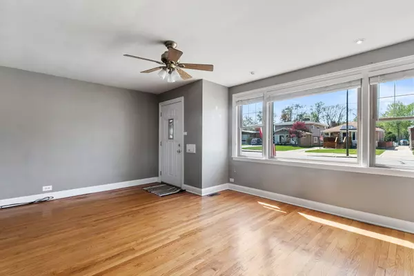 Chicago, IL 60655,10927 S KEDZIE AVE