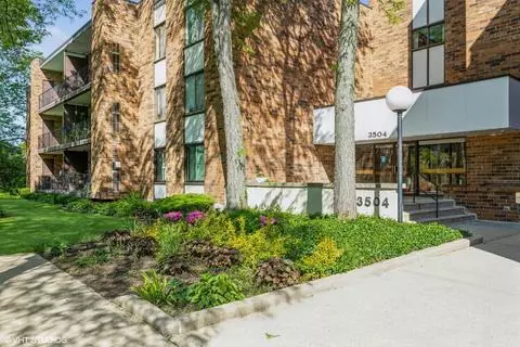 3504 Lakeview DR #302,  Hazel Crest,  IL 60429