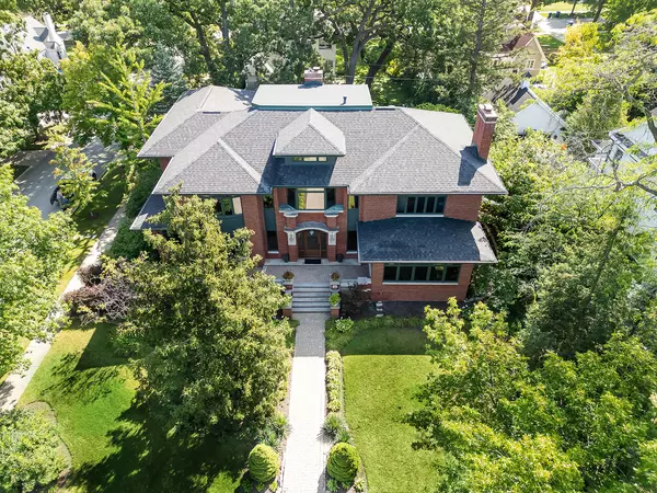 Western Springs, IL 60558,4019 Howard AVE