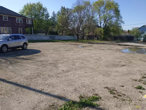 Joliet, IL 60432,557 E Jackson ST E