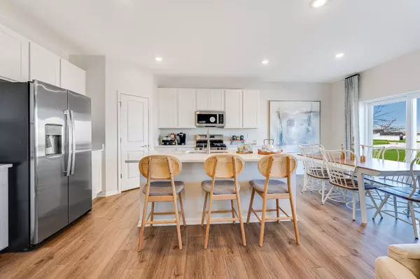 Maple Park, IL 60151,528 S Joliet ST