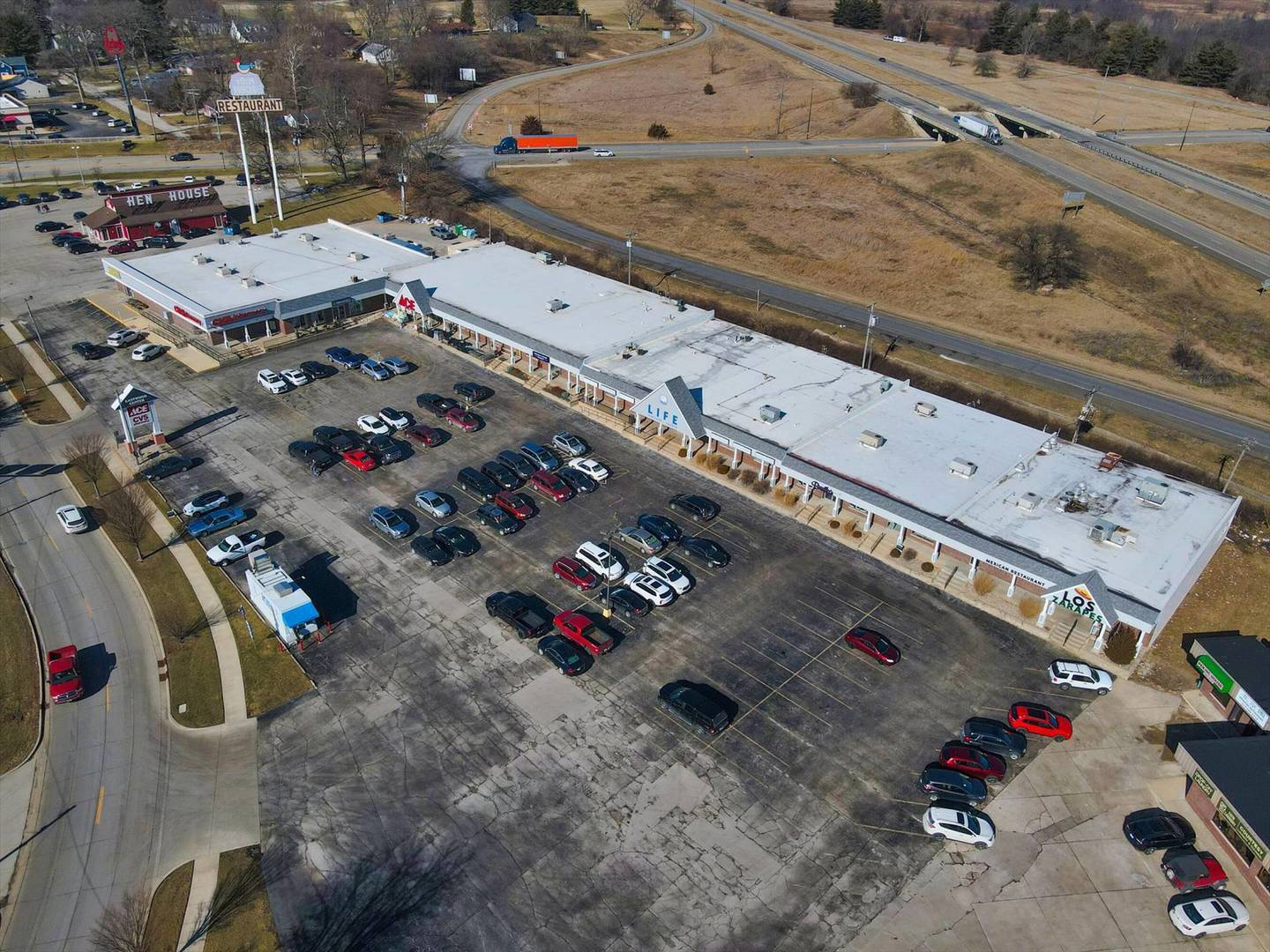 Mahomet, IL 61853,804 Eastwood DR #6