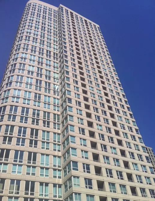 Chicago, IL 60654,345 N La Salle DR #2702