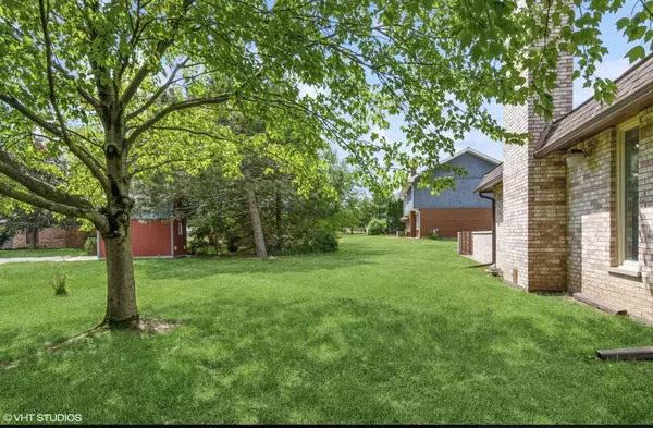 Flossmoor, IL 60422,2932 Bonnie Brae Crest