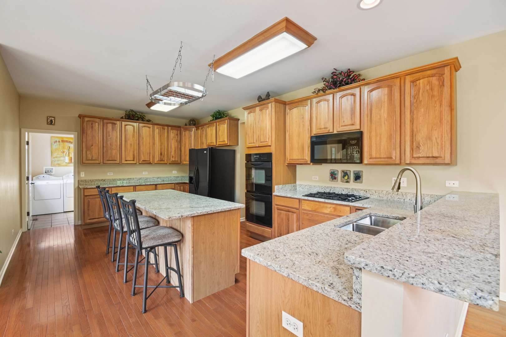 Lakewood, IL 60014,7770 Farrell DR