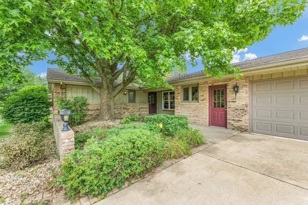 Monticello, IL 61856,103 Salem RD