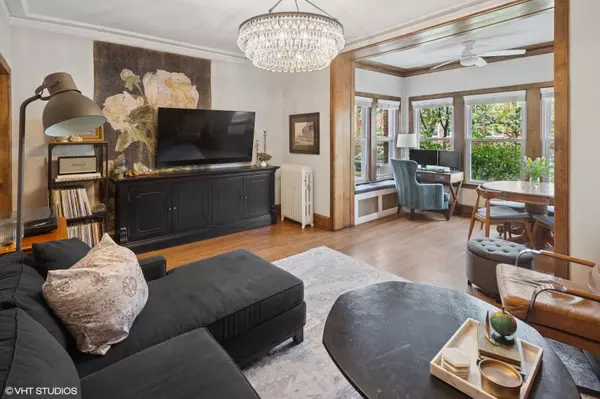 Chicago, IL 60640,4453 N Beacon ST #1