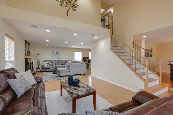 Buffalo Grove, IL 60089,3025 Roslyn LN E