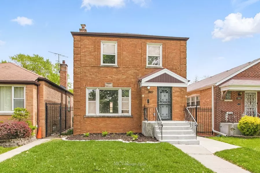 8907 S Luella AVE, Chicago, IL 60617