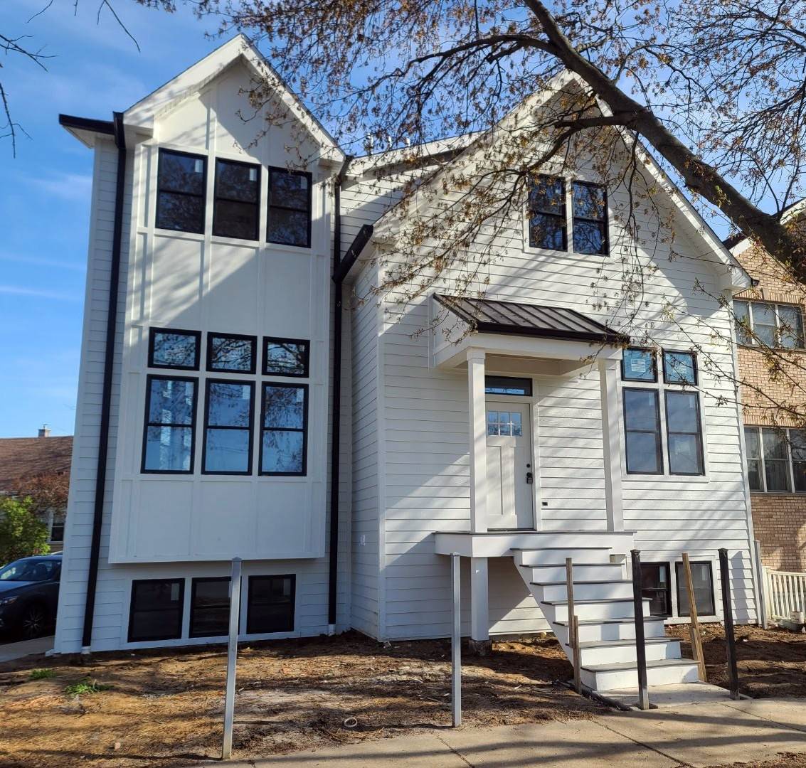 5365 N Bowmanville AVE, Chicago, IL 60625