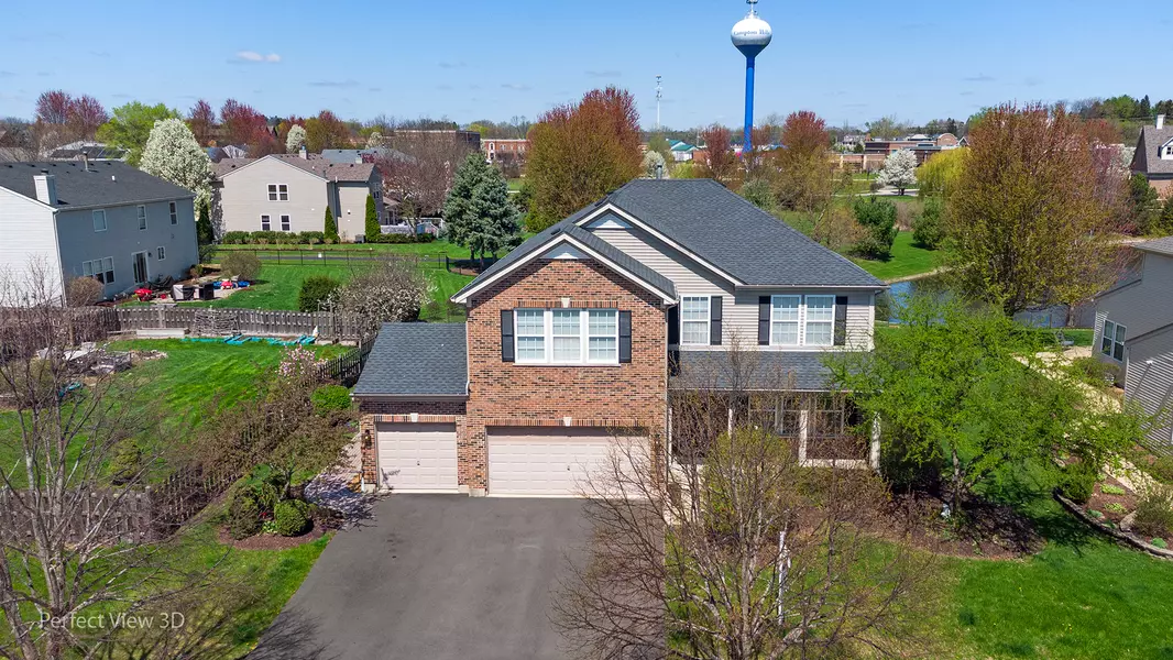 40W158 James Michener DR, St. Charles, IL 60175