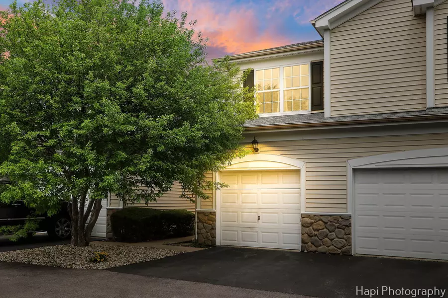 2815 Kendall XING, Johnsburg, IL 60051